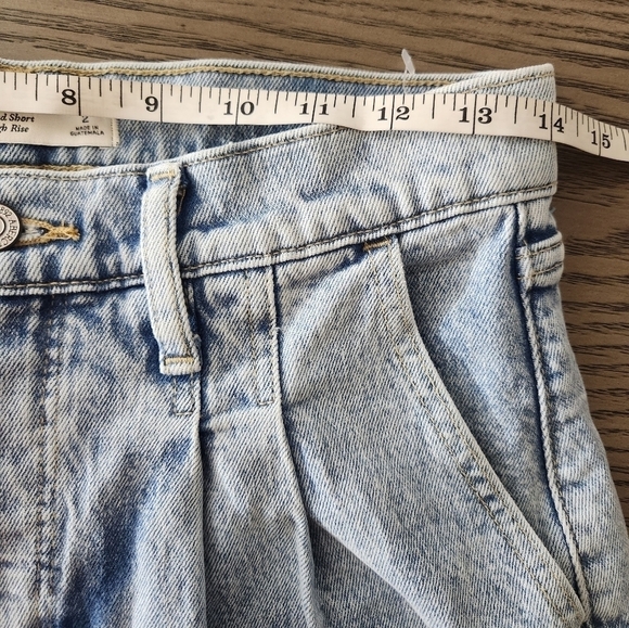 Abercrombie & Fitch The Pleated Short Ultra High Rise Womens 2 Light Blue - Picture 6 of 9